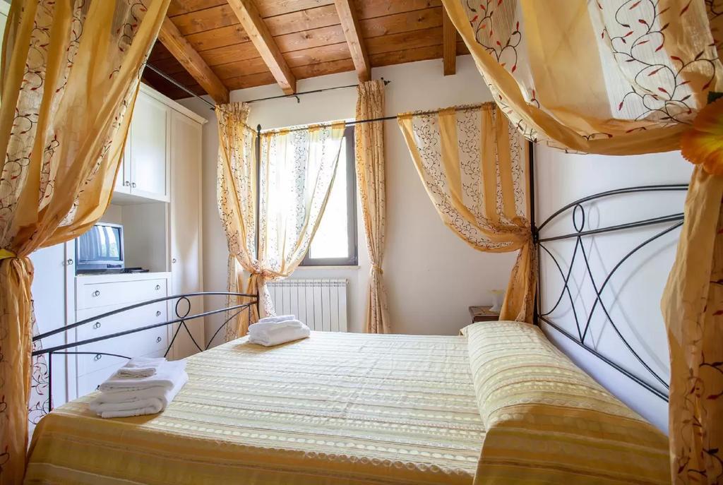 Agriturismo Sole Luna Piano Delle Pieve Habitación foto